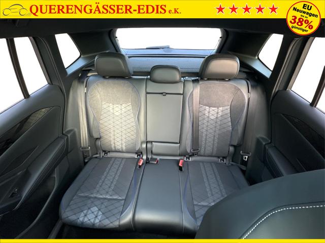 Volkswagen / Tiguan / Grau / / / PANO+HD MATRIX+AHK+NAVI+BLACK STYLE+20 LM+ACC