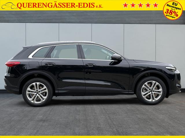 Audi / Q5 / Schwarz / / / QUATTRO+ NAVI+ LED+ SHZ+ PDC