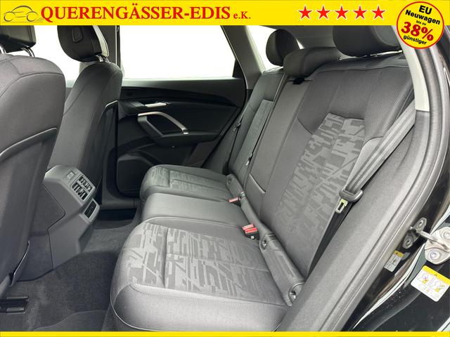 Audi / Q5 / Schwarz / / / QUATTRO+ NAVI+ LED+ SHZ+ PDC