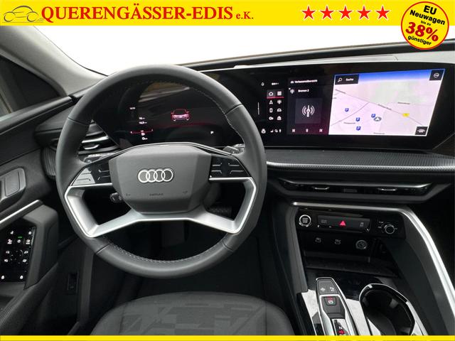Audi / Q5 / Schwarz / / / QUATTRO+ NAVI+ LED+ SHZ+ PDC