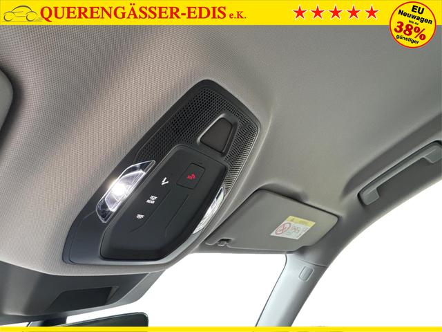 Audi / Q5 / Schwarz / / / QUATTRO+ NAVI+ LED+ SHZ+ PDC