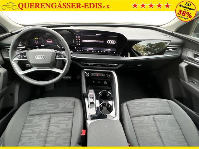 Audi / Q5 / Schwarz / / / QUATTRO+ NAVI+ LED+ SHZ+ PDC