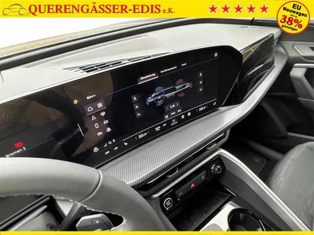 Audi / Q5 / Schwarz / / / QUATTRO+ NAVI+ LED+ SHZ+ PDC