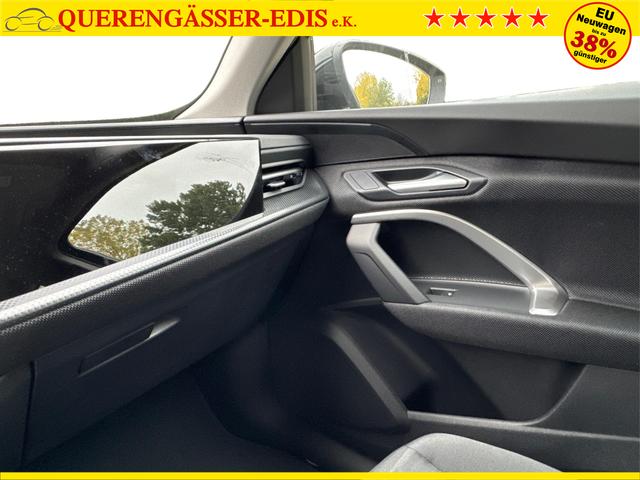 Audi / Q5 / Schwarz / / / QUATTRO+ NAVI+ LED+ SHZ+ PDC