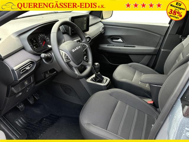 Dacia / Sandero / / / / KAMERA+SHZ+PDC+DAB+KLIMA