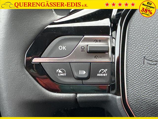Peugeot / 308 / Schwarz / / / SHZ+KAMERA+NAVI+KEYLESS+ACC+17 LM