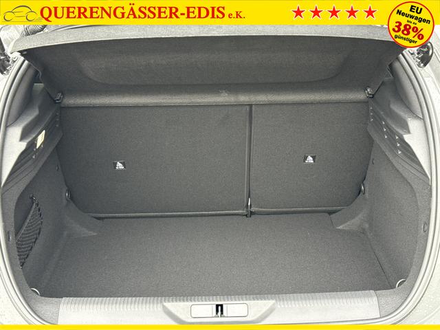 Peugeot / 308 / Grau / / / SHZ+KAMERA+NAVI+KEYLESS+ACC+17 LM