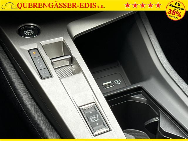 Peugeot / 308 / Grau / / / SHZ+KAMERA+NAVI+KEYLESS+ACC+17 LM