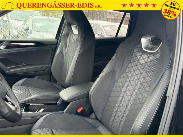 Volkswagen / Tiguan / Schwarz / / / PANO+HD MATRIX+AHK+NAVI+BLACK STYLE+20 LM+ACC