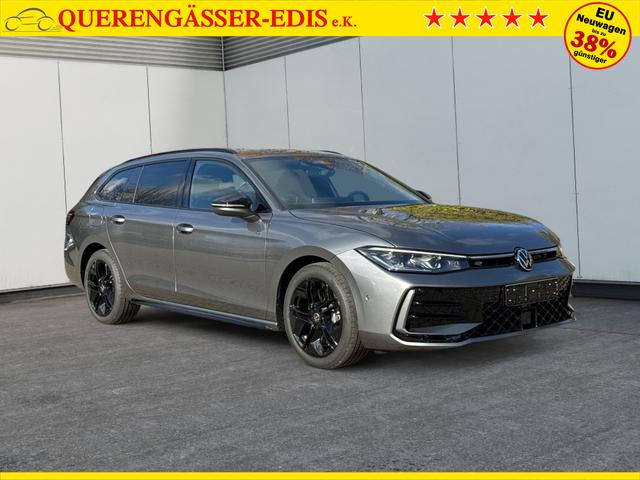 Volkswagen / Passat Variant / Grau / / / 4WD+DSG+AHK+NAVI+HEAD-UP+MATRIX+ACC+BLACK
