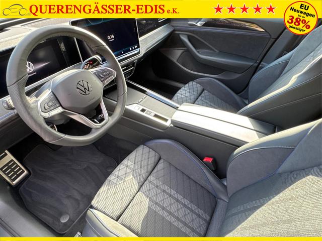 Volkswagen / Passat Variant / Grau / / / 4WD+DSG+AHK+NAVI+HEAD-UP+MATRIX+ACC+BLACK