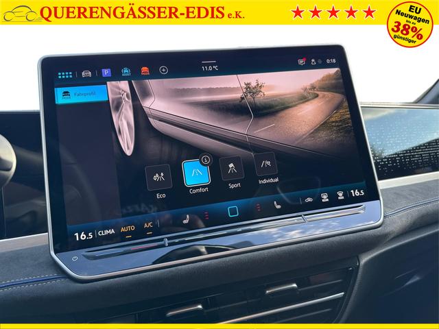 Volkswagen / Passat Variant / Grau / / / 4WD+DSG+AHK+NAVI+HEAD-UP+MATRIX+ACC+BLACK