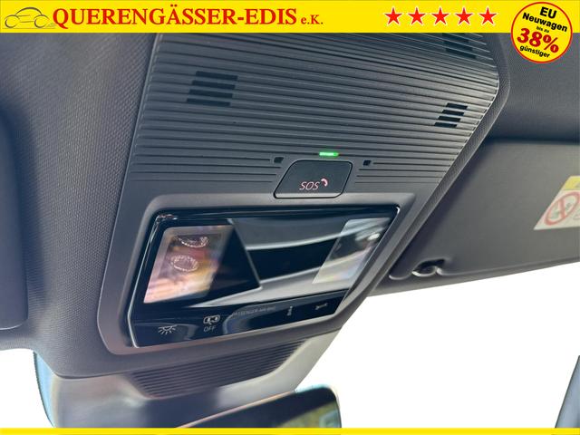 Volkswagen / Passat Variant / Grau / / / 4WD+DSG+AHK+NAVI+HEAD-UP+MATRIX+ACC+BLACK