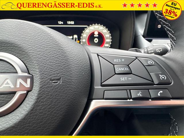 Nissan / Juke / / / / NAVI+KAMERA+SHZ+VOLL-LED+PDC