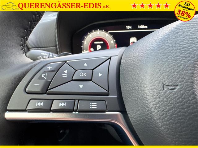 Nissan / Juke / / / / NAVI+KAMERA+SHZ+VOLL-LED+PDC