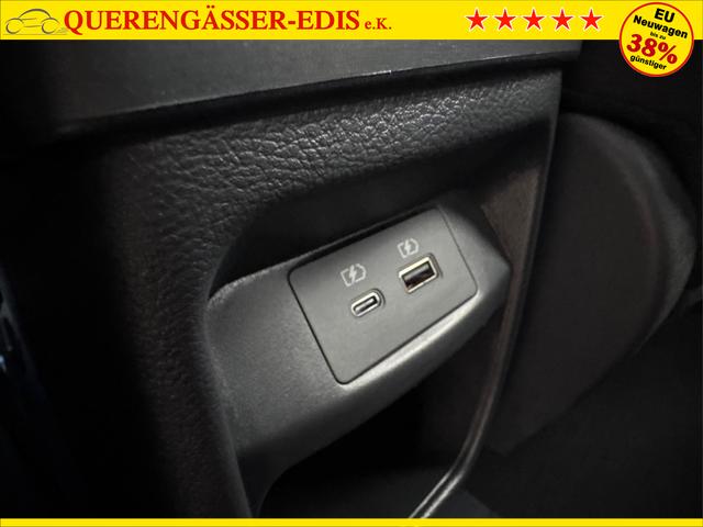 Nissan / Juke / / / / NAVI+KAMERA+SHZ+VOLL-LED+PDC