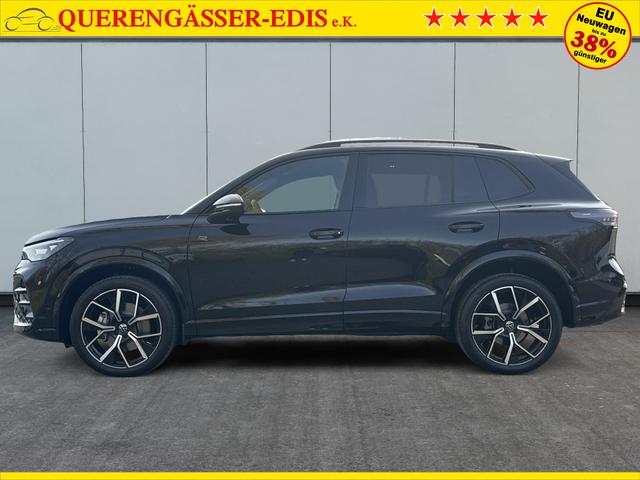 Volkswagen / Tiguan / Schwarz / / / 4x4 AHK+PANO+STANDHZG+20 ALU+eHK