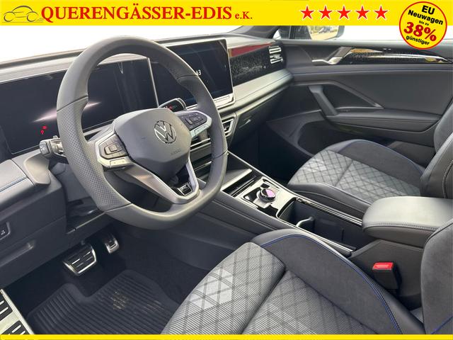 Volkswagen / Tiguan / Schwarz / / / 4x4 AHK+PANO+STANDHZG+20 ALU+eHK