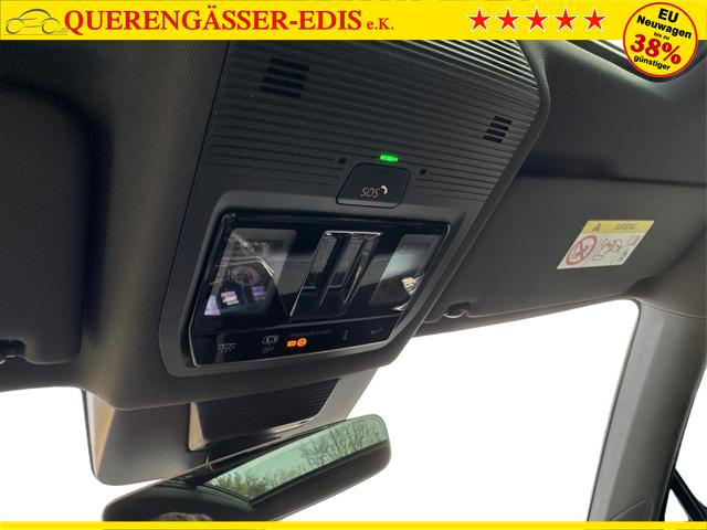 Volkswagen / Tiguan / Schwarz / / / 4x4 AHK+PANO+STANDHZG+20 ALU+eHK