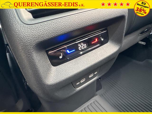 Volkswagen / Tiguan / Schwarz / / / 4x4 AHK+PANO+STANDHZG+20 ALU+eHK