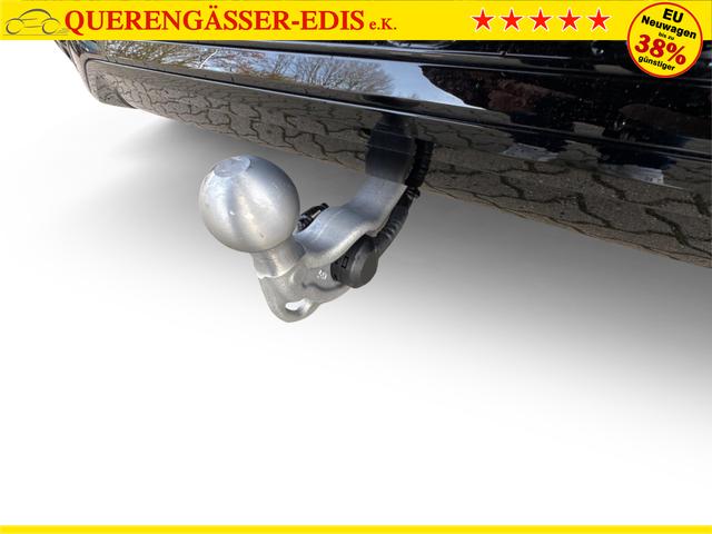 Volkswagen / Tiguan / Schwarz / / / 4x4 AHK+PANO+STANDHZG+20 ALU+eHK