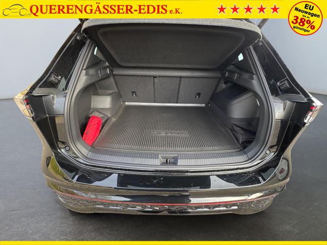 Volkswagen / Tiguan / Schwarz / / / 4x4 AHK+PANO+STANDHZG+20 ALU+eHK