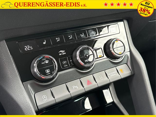 Skoda / Karoq / Schwarz / / / AHK+KAMERA+EL. HECKKL.+SHZ+ACC+KESSY+18''ALU