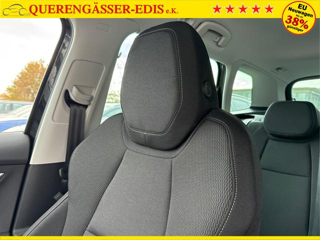 Skoda / Karoq / Schwarz / / / AHK+KAMERA+EL. HECKKL.+SHZ+ACC+KESSY+18''ALU