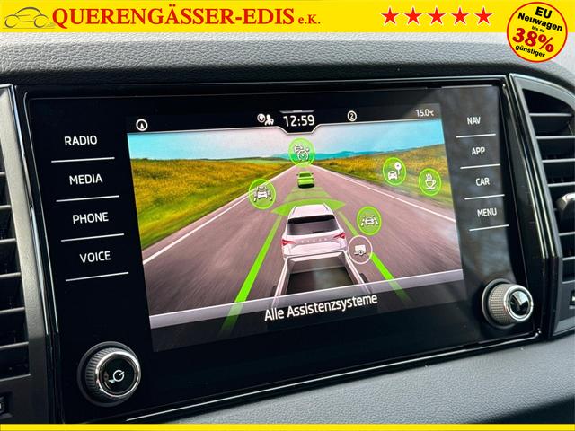 Skoda / Karoq / Schwarz / / / AHK+el.HECKKLAPPE+KAMERA+PDC+KESSY+ACC