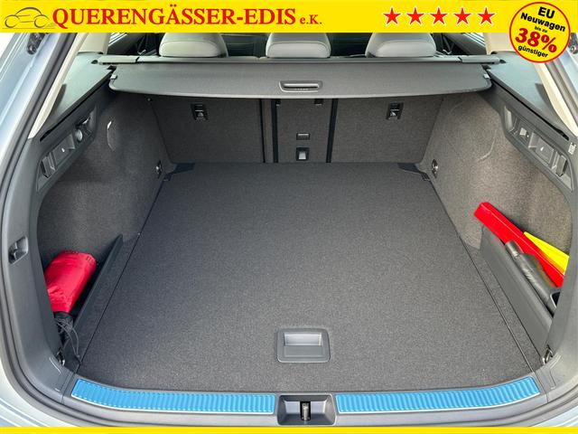 Volkswagen / Passat Variant / Silber / / / DSG+AHK+PANO+NAVI+ACC+KAMERA+LED+MASSAGE