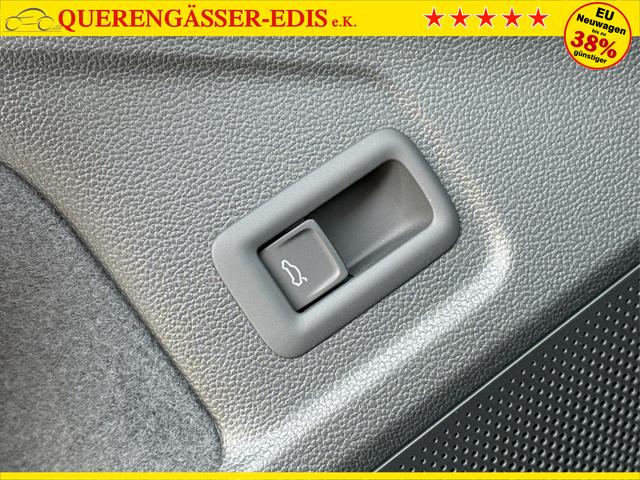 Volkswagen / Passat Variant / Silber / / / DSG+AHK+PANO+NAVI+ACC+KAMERA+LED+MASSAGE