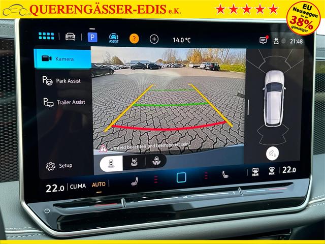 Volkswagen / Passat Variant / Silber / / / DSG+AHK+PANO+NAVI+ACC+KAMERA+LED+MASSAGE