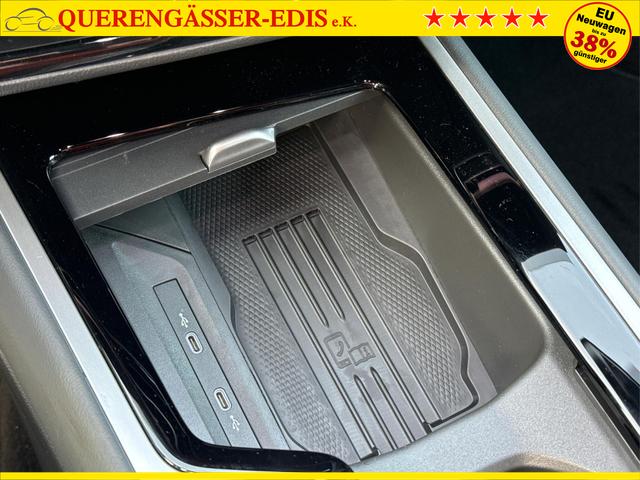 Volkswagen / Passat Variant / Grau / / / AHK+PANO+NAVI+Head-UP+Matrix-LED+ACC