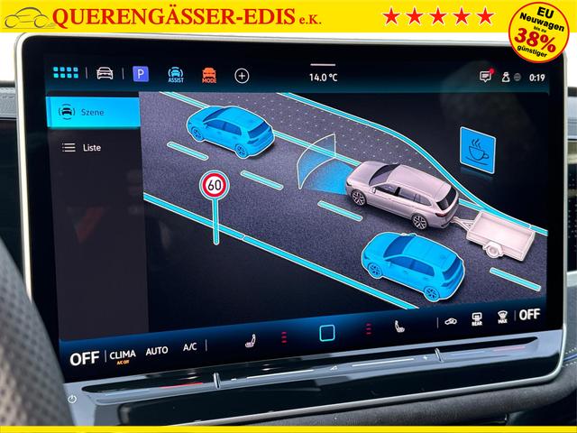 Volkswagen / Passat Variant / Grau / / / AHK+PANO+NAVI+Head-UP+Matrix-LED+ACC