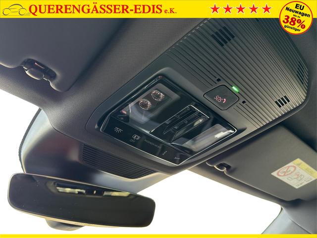 Volkswagen / Passat Variant / Grau / / / AHK+PANO+NAVI+Head-UP+Matrix-LED+ACC