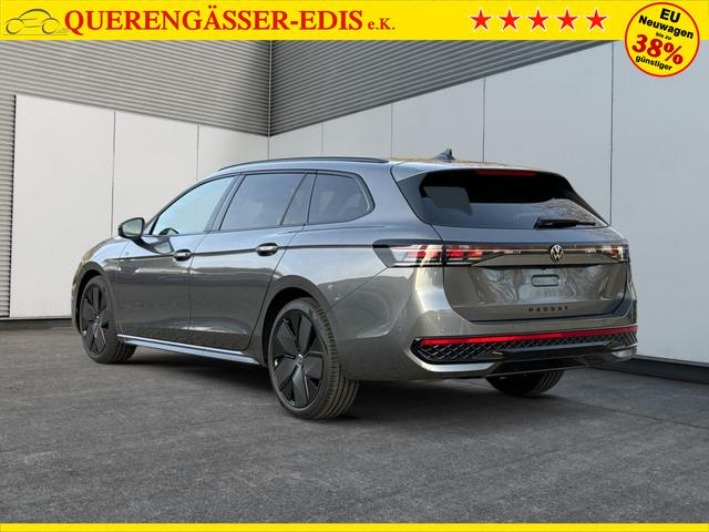 Volkswagen / Passat Variant / Grau / / / AHK+PANO+NAVI+Head-UP+Matrix-LED+ACC