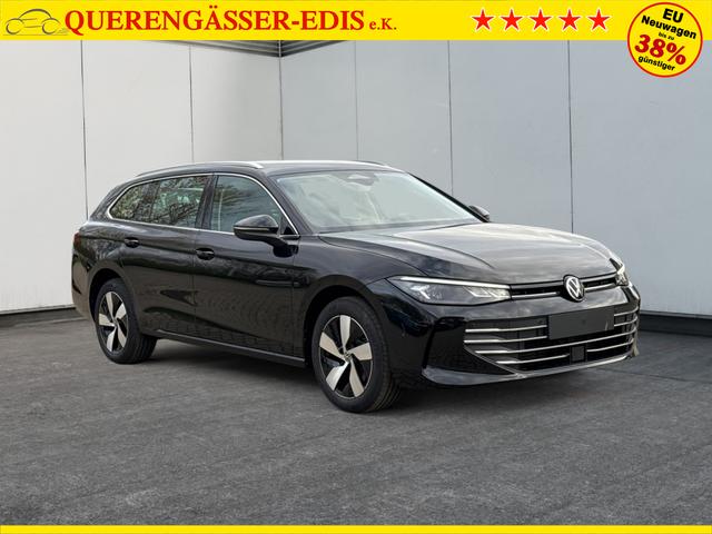 Volkswagen / Passat Variant / Schwarz / / / DSG+AHK+MASSAGE+NAVI+ACC+KAMERA+LED+17 ALU