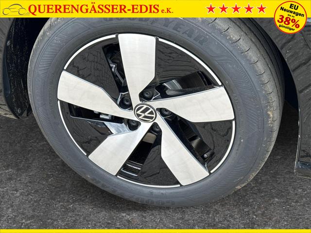 Volkswagen / Passat Variant / Schwarz / / / DSG+AHK+MASSAGE+NAVI+ACC+KAMERA+LED+17 ALU