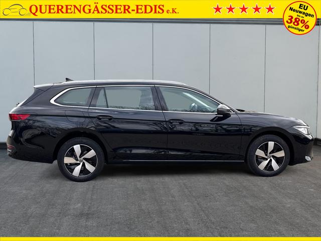 Volkswagen / Passat Variant / Schwarz / / / DSG+AHK+MASSAGE+NAVI+ACC+KAMERA+LED+17 ALU