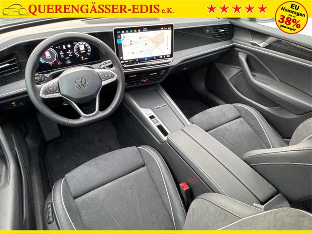 Volkswagen / Passat Variant / Schwarz / / / DSG+AHK+MASSAGE+NAVI+ACC+KAMERA+LED+17 ALU