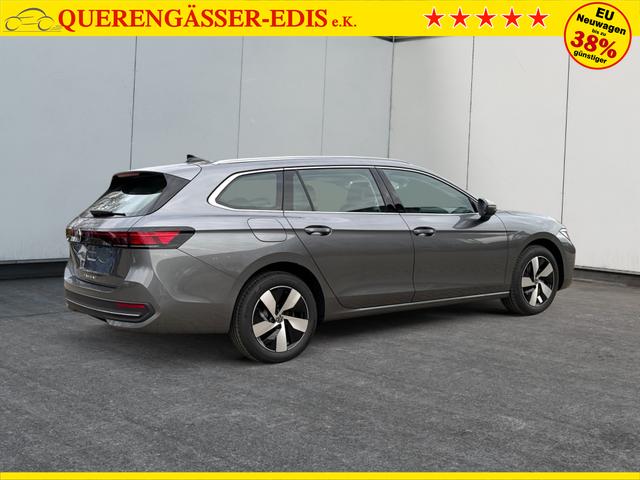 Volkswagen / Passat Variant / Grau / / / DSG+AHK+MASSAGE+NAVI+ACC+KAMERA+LED+17 ALU