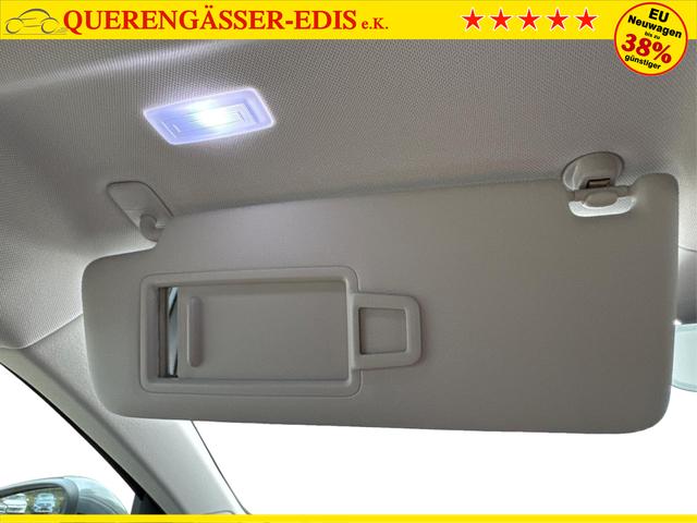 Volkswagen / Passat Variant / Grau / / / DSG+AHK+MASSAGE+NAVI+ACC+KAMERA+LED+17 ALU