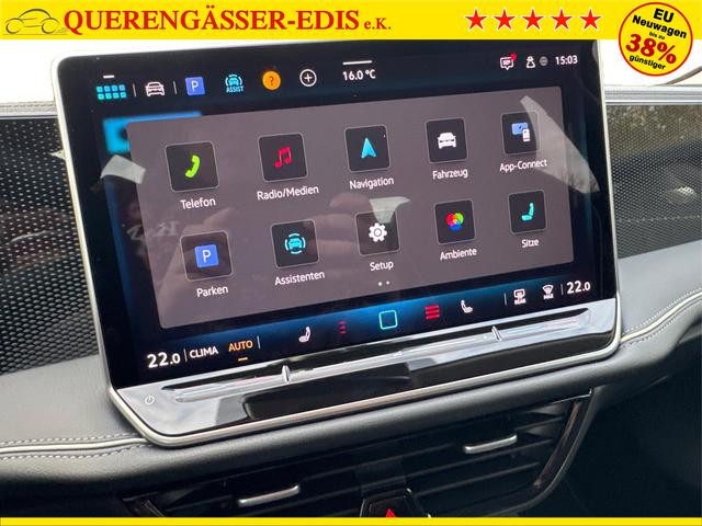 Volkswagen / Passat Variant / Silber / / / DSG+AHK+MASSAGE+NAVI+ACC+KAMERA+LED+17 ALU