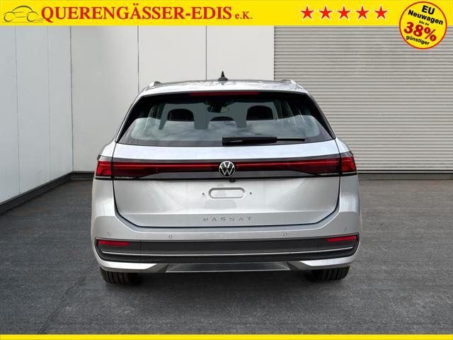 Volkswagen / Passat Variant / Silber / / / DSG+AHK+MASSAGE+NAVI+ACC+KAMERA+LED+17 ALU