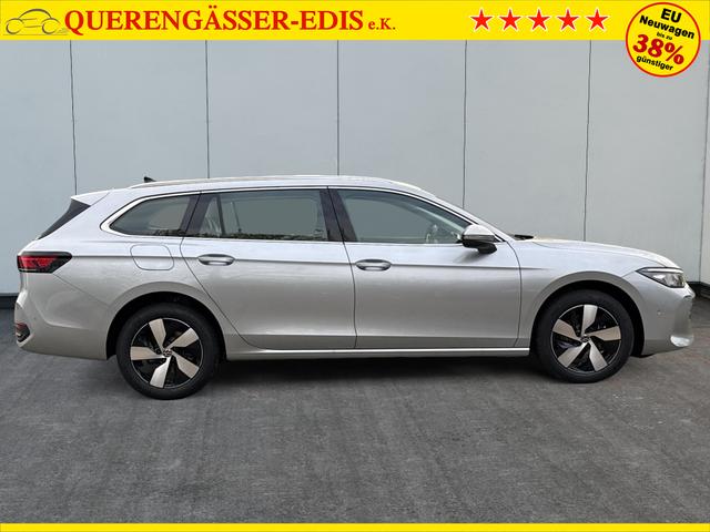 Volkswagen / Passat Variant / Silber / / / DSG+AHK+MASSAGE+NAVI+ACC+KAMERA+LED+17 ALU