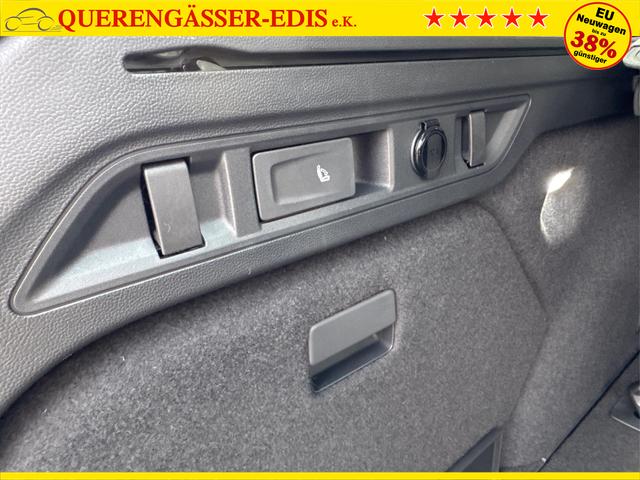 Volkswagen / Passat Variant / Silber / / / DSG+AHK+MASSAGE+NAVI+ACC+KAMERA+LED+17 ALU