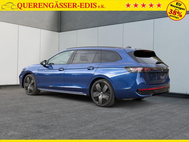 Volkswagen / Passat Variant / Blau / / / 4WD+BLACK+PANO+AHK+DCC+MATRIX+HARMAN