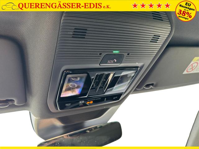 Volkswagen / Passat Variant / Blau / / / 4WD+BLACK+PANO+AHK+DCC+MATRIX+HARMAN