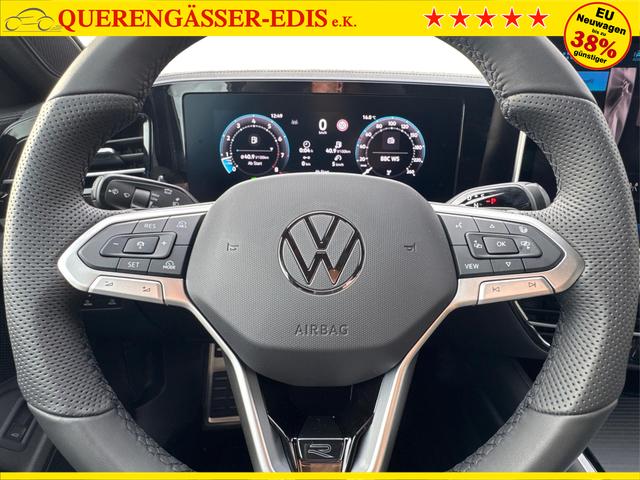 Volkswagen / Passat Variant / Blau / / / 4WD+BLACK+PANO+AHK+DCC+MATRIX+HARMAN