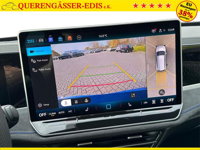 Volkswagen / Passat Variant / Blau / / / 4WD+BLACK+PANO+AHK+DCC+MATRIX+HARMAN